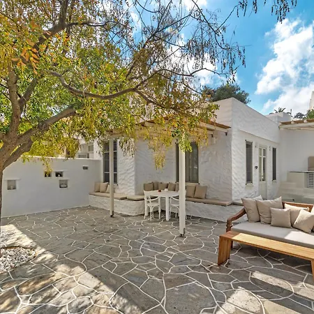 Rabagas Luxury - In The Heart Of Sifnos アポロニア