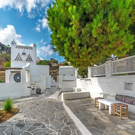 Rabagas Luxury - In The Heart Of Sifnos