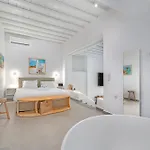 Rabagas Luxury - In The Heart Of Sifnos *