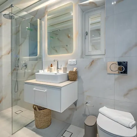 Rabagas Luxury - In The Heart Of Sifnos Apollonia