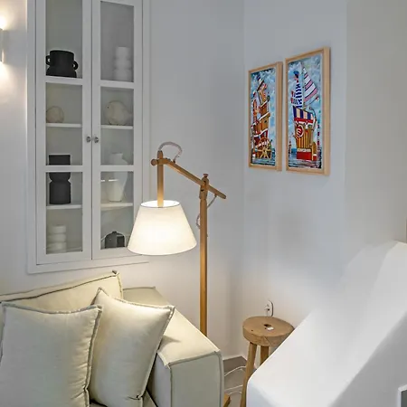 Rabagas Luxury - In The Heart Of Sifnos * Apollonia