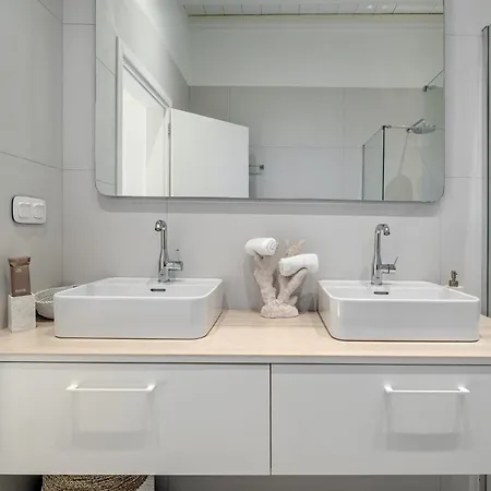 بيت للعطل Rabagas Luxury - In The Heart Of Sifnos أبولونيا