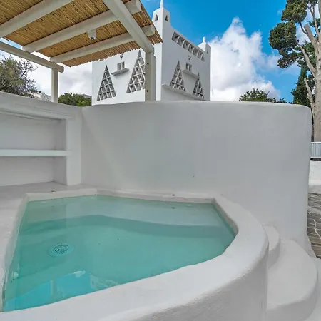 Rabagas Luxury - In The Heart Of Sifnos *