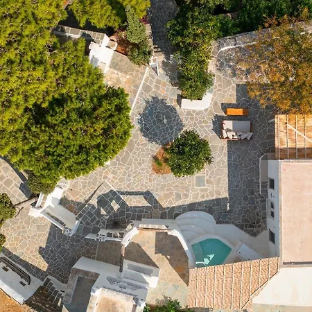 Rabagas Luxury - In The Heart Of Sifnos *